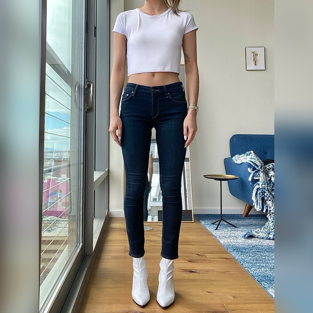 ✫MOTHER DENIM MID RISE DARK WASH JEANS✫